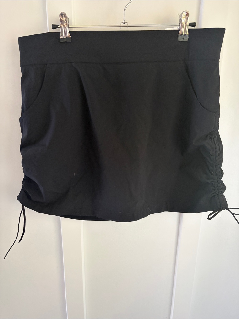 Columbia Black Athletic Skort with Side Drawstrings
